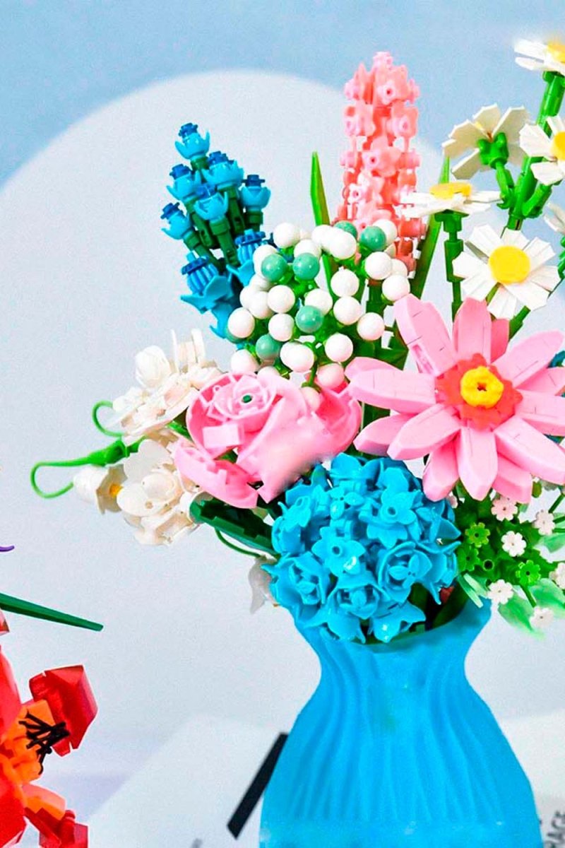 Azure Bliss Bouquet 🏵️ - Lovegentilezza